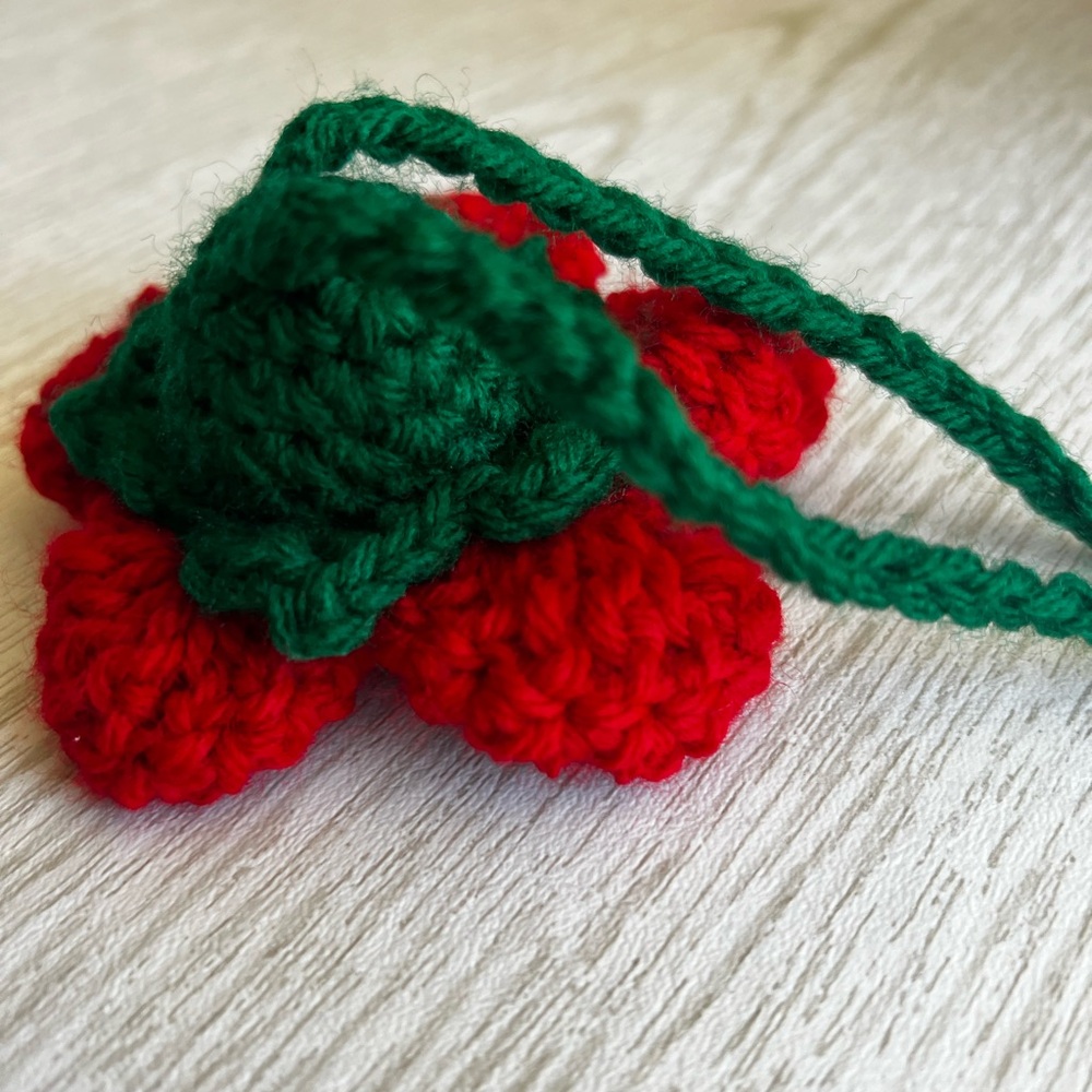 Hand Crocheted Red Hibiscus Flower Bag Charm/Keychain! - Picture 9 of 14